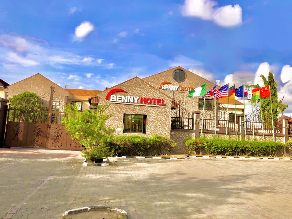 Benny Hotel gallery