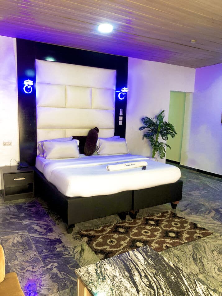 Benny Hotel gallery