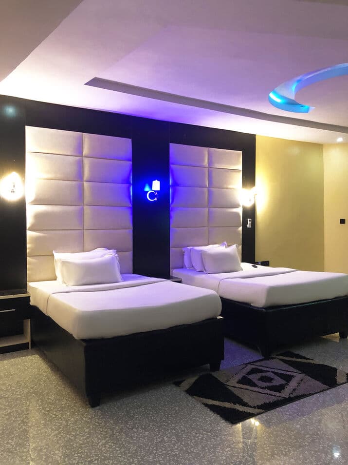 Benny Hotel gallery
