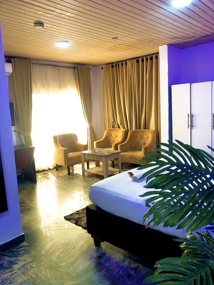 Experience Luxury at Our Benny Hotel